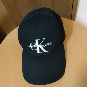 캘빈클라인 진 Calvin Klein Jeans 캡