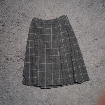 보타니 패밀리 컴퍼니 체크 무늬 스커트