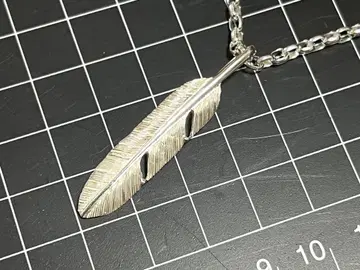 wild wood 와일드 우드 페더 목걸이 50cm