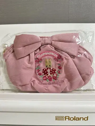 Maison de FLEUR 핑크 파우치 마론 크림 메종 드 플뢰르