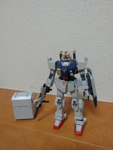1/144 HG 육상형 건담 페인팅 완성품 상품 동시 300엔 할인