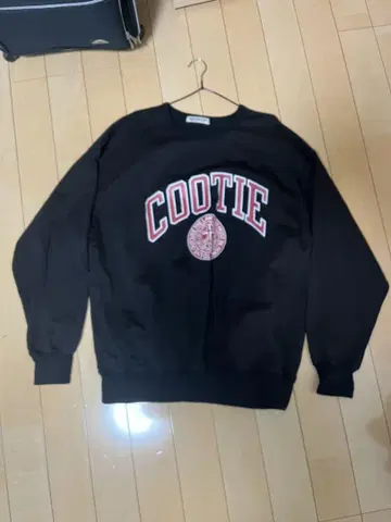 COOTIE 오버 사이즈 맨투맨 블랙