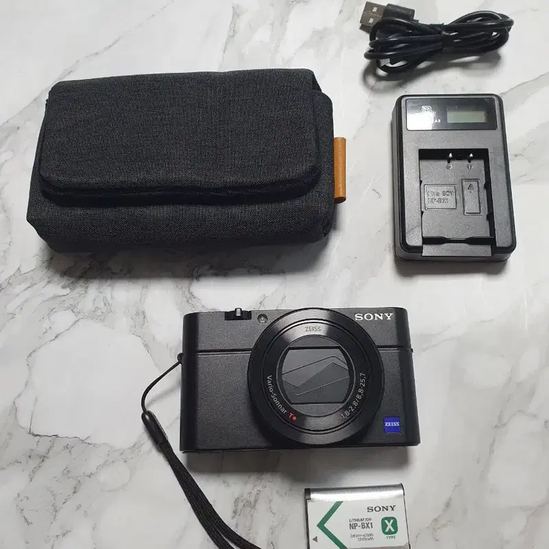 소니 rx100m3 팝니다.