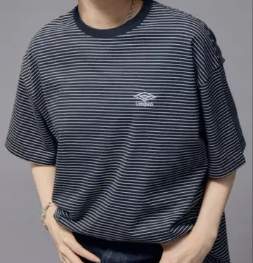 엄브로 보더 크루넥 티셔츠