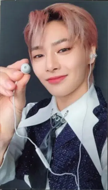 StrayKids 초회 한정판 B I.N THE SOUND B/이어폰