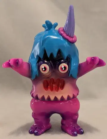 RAMPAGETOYS UGLY UNICORN 핑크/보라색/청록색