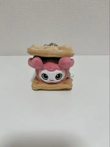 TWICE 스모어풍 백 참 모블리