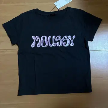 MOUSSY 로고 프린트 티셔츠 반팔 블랙