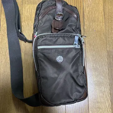 오로비안코 사선 가방 바디백