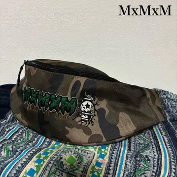 mxmxm/마모미/바디백/진격의 거인 콜라보/카모플라쥬