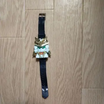 건담 손목시계