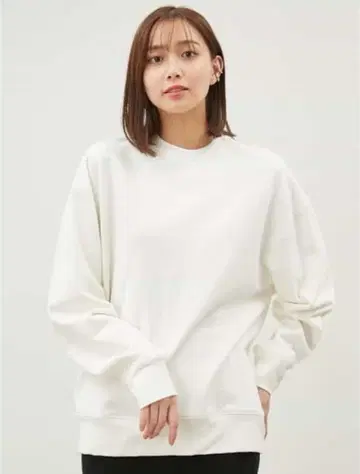 미사용 미개봉 새상품 Mila Owen 오버 사이즈 트레이닝복
