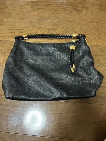 마이클코어스 블랙 핸드백