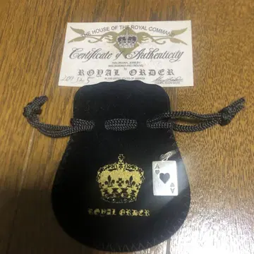 ROYAL ORDER 에이스 카드 목걸이