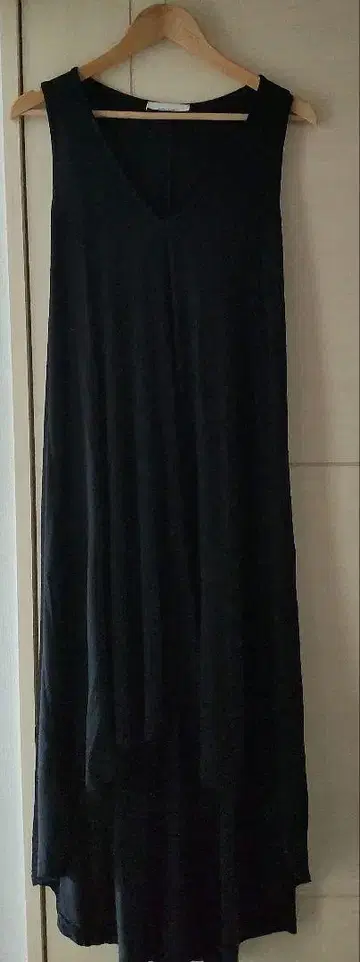 블랙 슬리브리스 롱 원피스