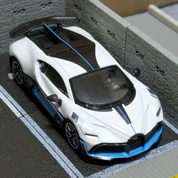 1/64 MINI GT 부가티 디보