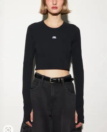 MICHIXSLY MOTIF CROP 티셔츠