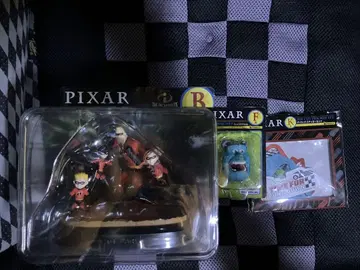 PIXAR B상 잉크 F상 샐리 마그넷 피규어 스티커