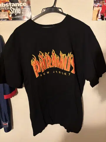 PARAMUS NEW JERSEY 프레임 티셔츠