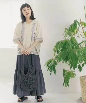 플라워 자수 셔츠