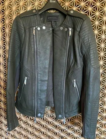 BCBG 블랙 가죽 라이더 자켓
