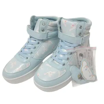 산리오 시나모롤 오토나 하이컷 스니커즈 M 23.5cm