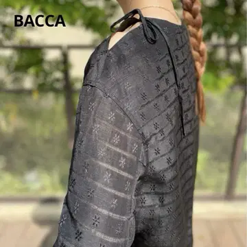 BACCA 바카 린넨 실크 혼방 후와라 자카드 맥시 원피스 블랙