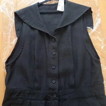 새상품급 mitomi.m 린넨 세일러 카라 살로펫