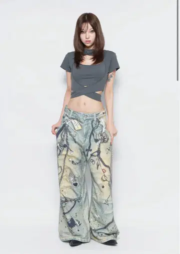 더레드스레드 S 프린트 스웨트1 토이