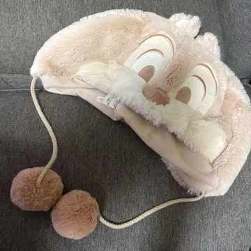 디즈니 캐릭터 모자 칩과 데일