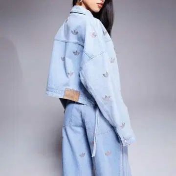 아디다스 오리지널스 큐빅 장식 데님 셋업