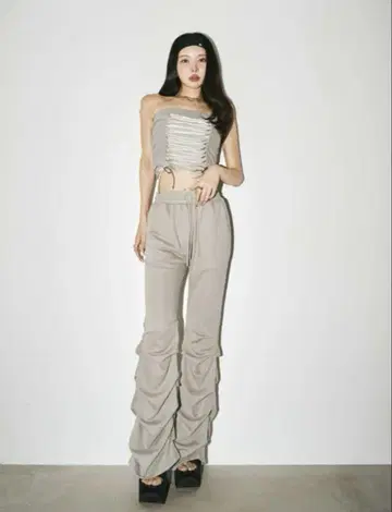 다리치 턱 플레어 스웨트 팬츠 레이스업 개더 스웨트 탑