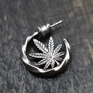 실버 925 트위스트 후프 귀걸이 마리화나 Weed Grass