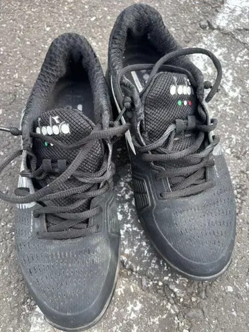 디어드라 테니스화