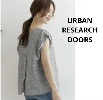 URBAN RESEARCH DOORS 린넨 체크 이후 단추 블라우스