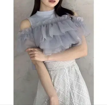 dazzlin 2WAY 슬리브 컴팩트 브릴 탑