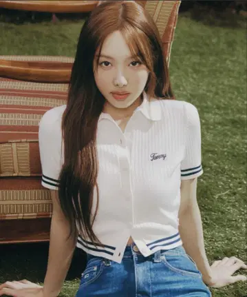 TOMMY JEANS 스플릿 로고 리브 폴로 스웨터 SMALL