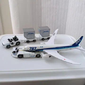 토미카 787 공항 세트 ANA 전일본공수 보잉 787 트랙터