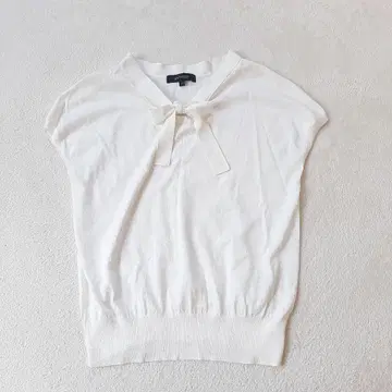 UNTITLED 보타이 프렌치 슬리브 니트 티셔츠 썸머 M