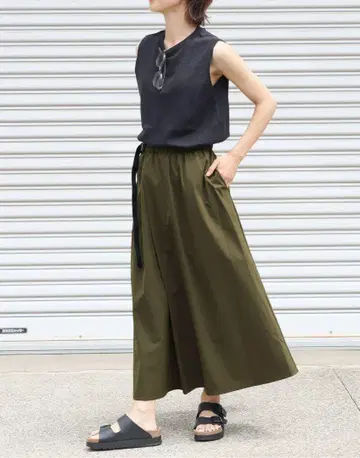 사우전드 마일 WAVE ADJUST SKIRT