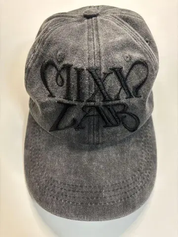 NMIXX 캡 MIXXLAB