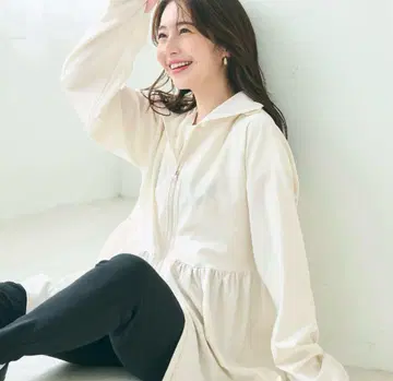 새상품 coca UV차단 개더 후드티 M 사이즈 아이보리 코카