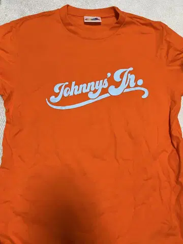 Johnny's Jr. 와쇼이 캠핑 오렌지 티셔츠