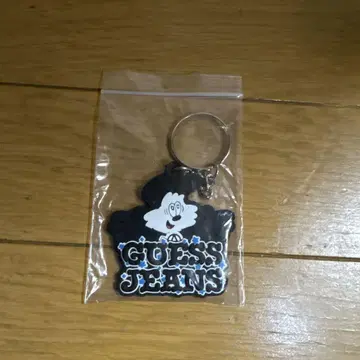 Verdy GUESS JEANS GIFT SHOP 콜라보 키링