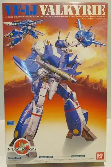 반다이 마크로스 VF1J 가변 발키리 맥스 타입 마크로스 1/72