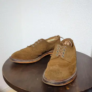 Trickers BURTON UK8.5 BR 스웨이드 영국제