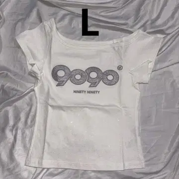 9090 OG 로고 오프 숄더 글리터 티셔츠