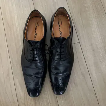Santoni 블랙 가죽 드레스 신발