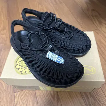 킨 KEEN 블랙 유니크 샌들 23cm