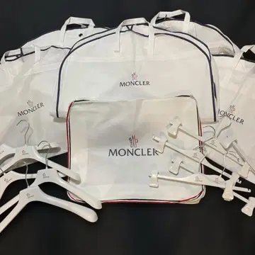 몽클레어 행거와 수납 백 세트